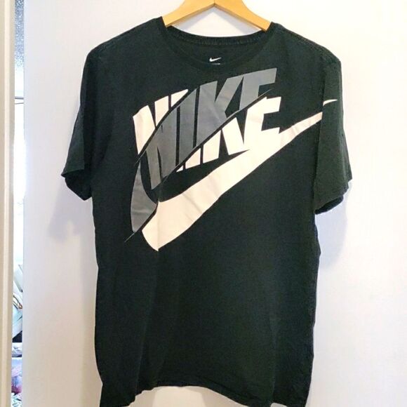 Nike Other - Nike T-Shirt 